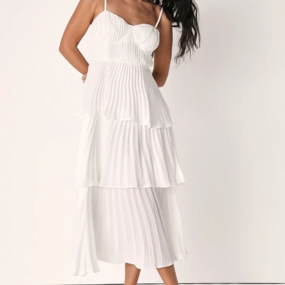 Lulus- pleated tiered dress